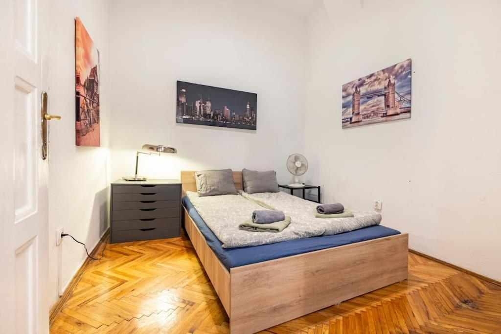 The Gem Apartment Budapest Eksteriør billede