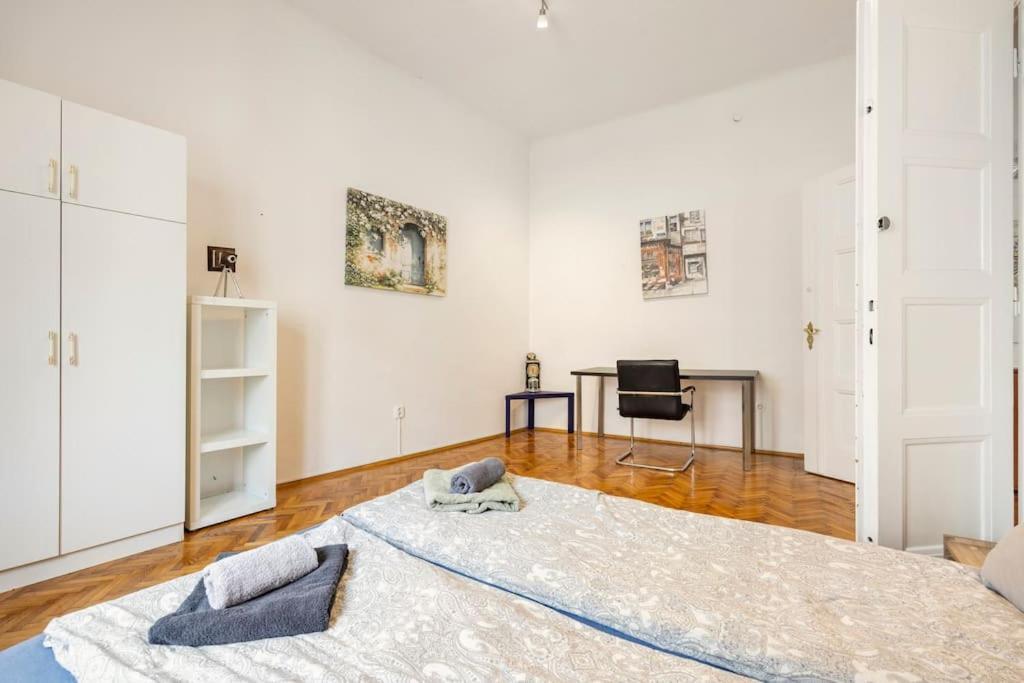 The Gem Apartment Budapest Eksteriør billede